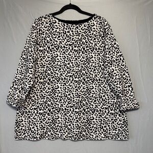 Cynthia Rowley Womens Cheetah Print Oversized Soft Sweater Size 1X White Black